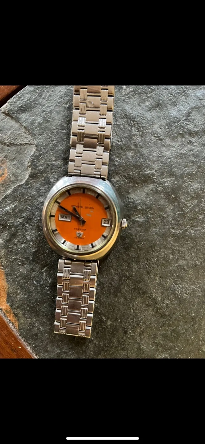 Vintage Crystal Seven Watch image indicator(2)