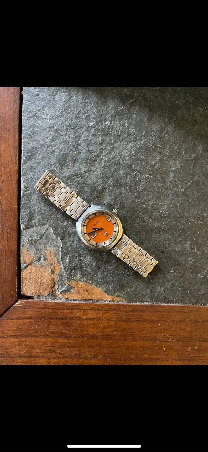 Vintage Crystal Seven Watch image indicator(3)