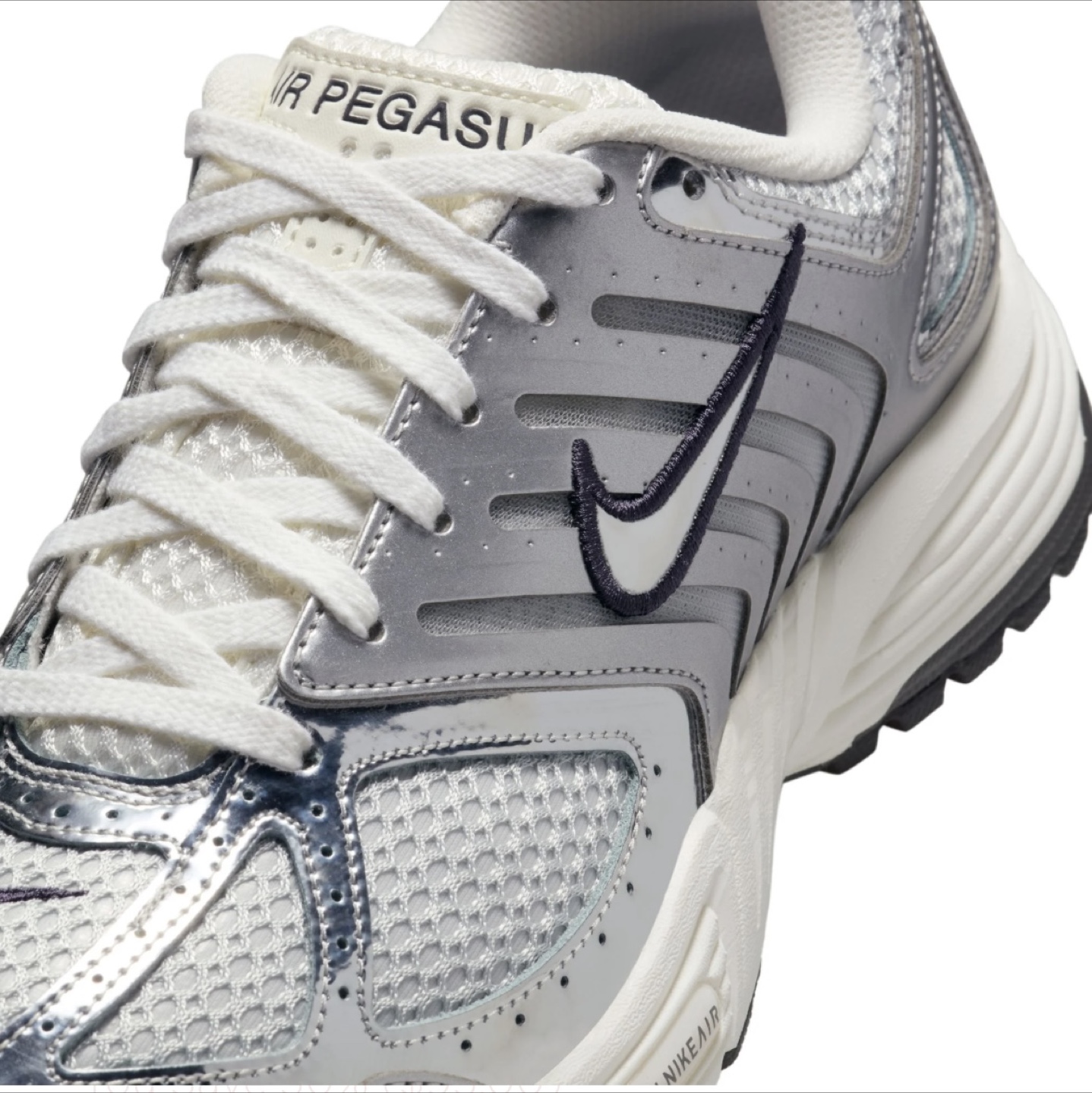Nike Air Pegasus Silver Sneakers