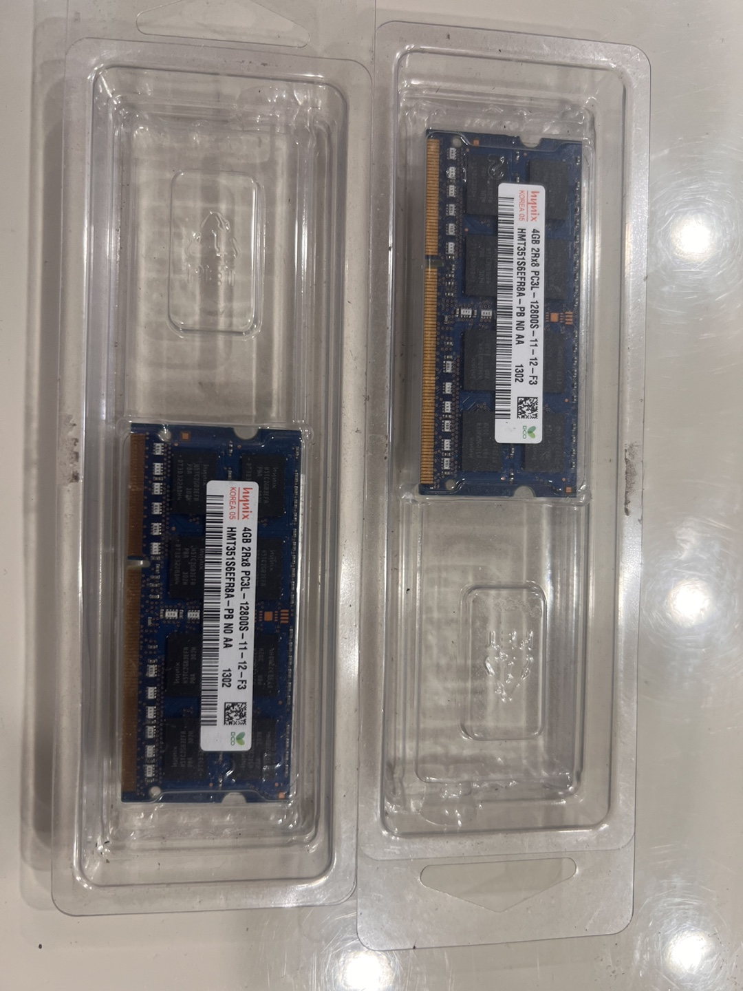 Hynix & Crucial 4GB RAM Memory Sticks