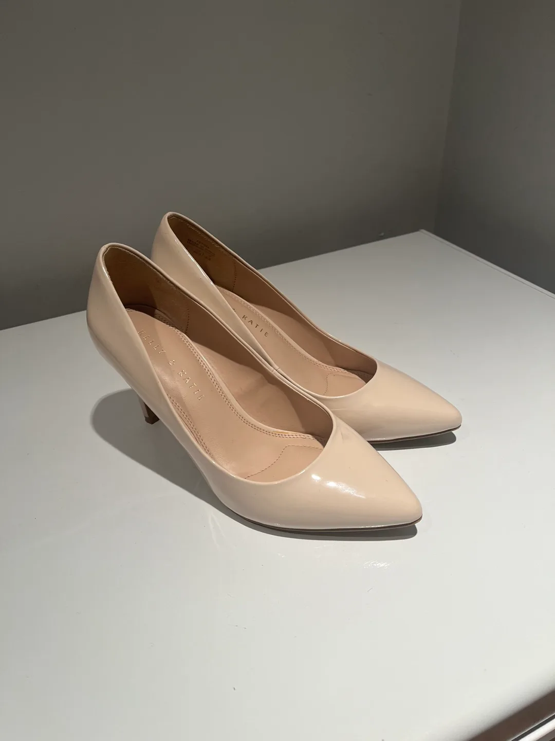 Kelly & Katie Nude Heels image indicator(2)