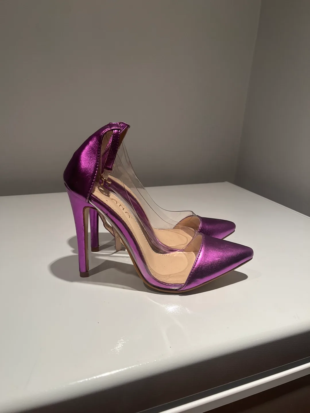 Metallic Purple Heels, Size 7 image indicator(2)