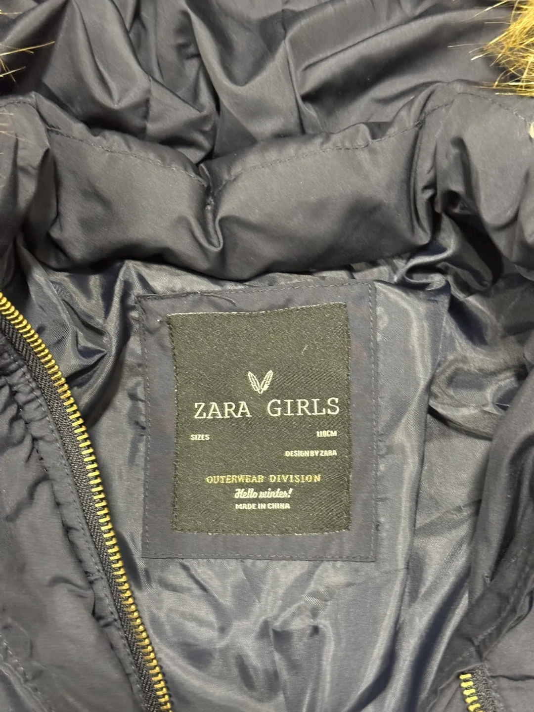 Girls Puffer Jacket - Size 116cm (5-6 yrs) image indicator(2)