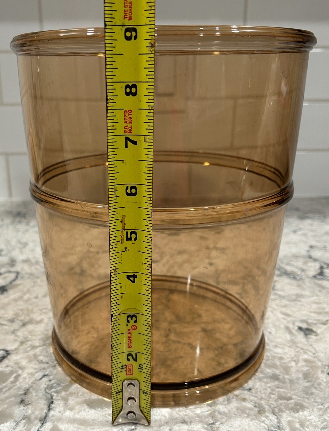Small Plastic Bathroom/Office Garbage Bin - photo 3