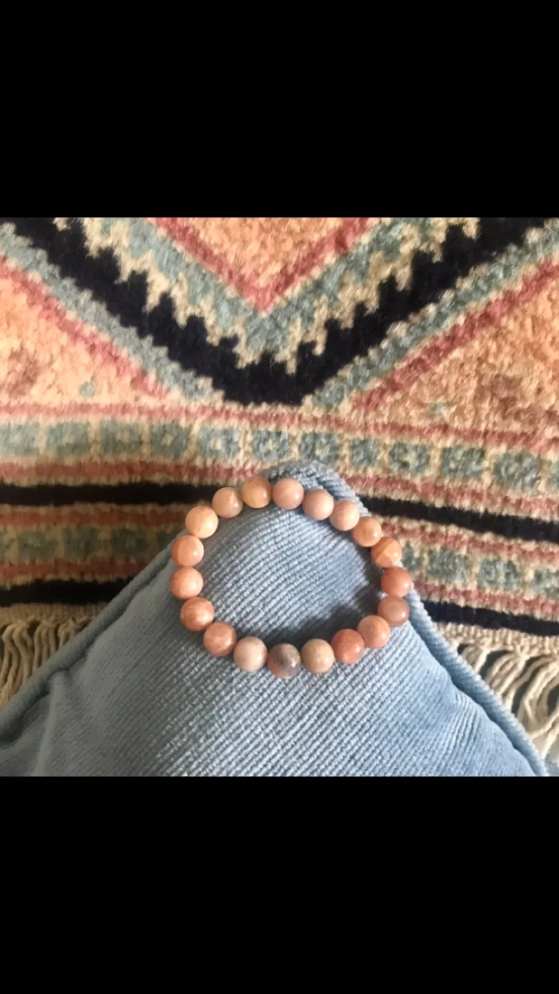 Lovely Moonstone Bracelet image indicator(5)