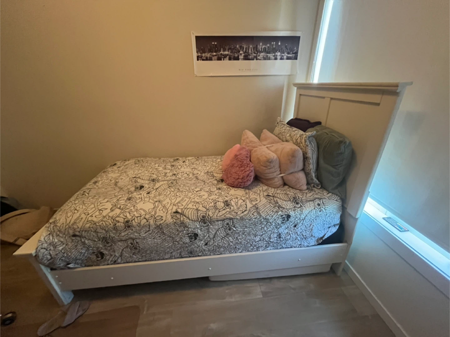 White Single Bed Frame with Mattress - photo 2