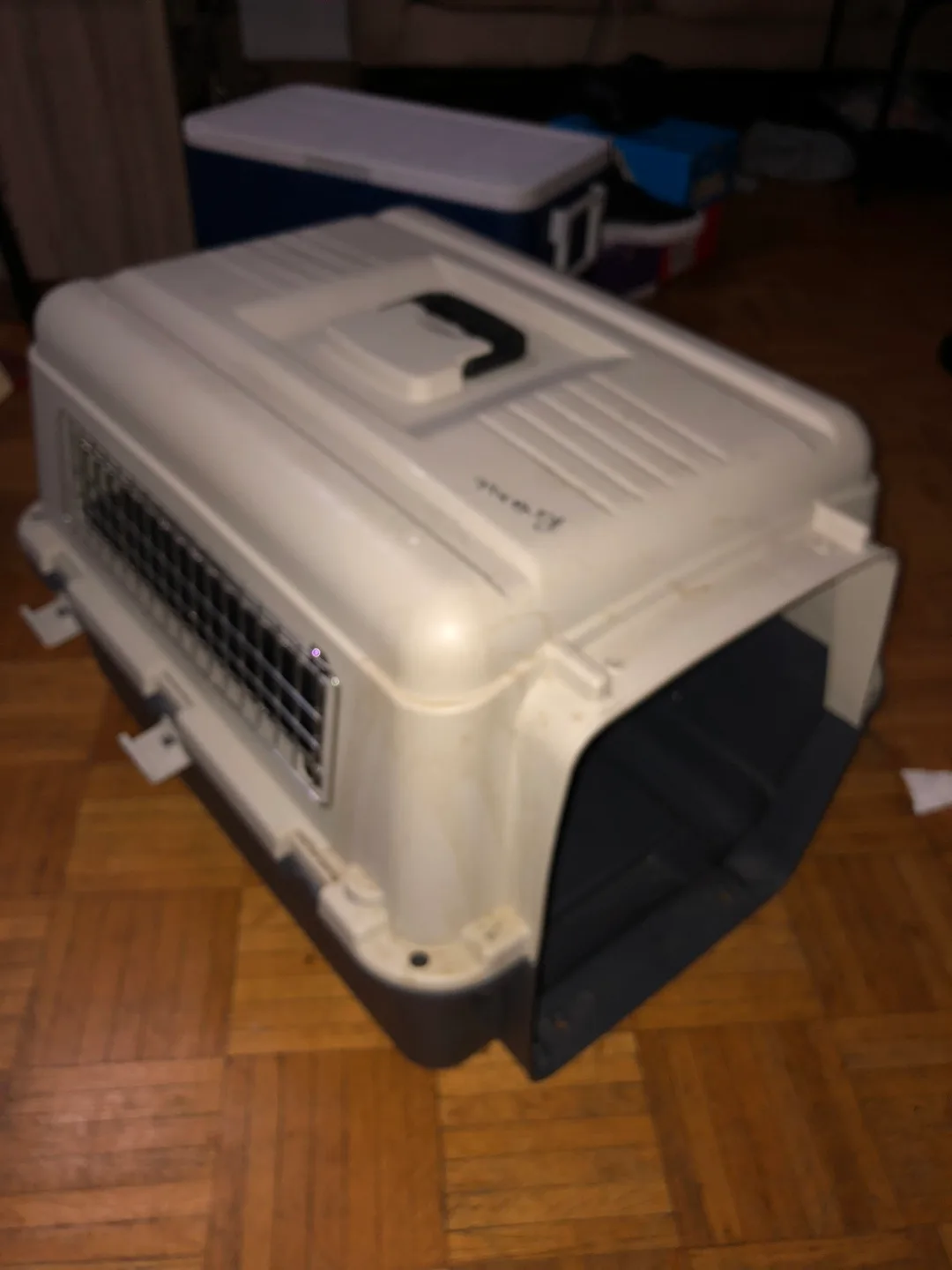 Petmate Pet Carrier Kennel image indicator(2)