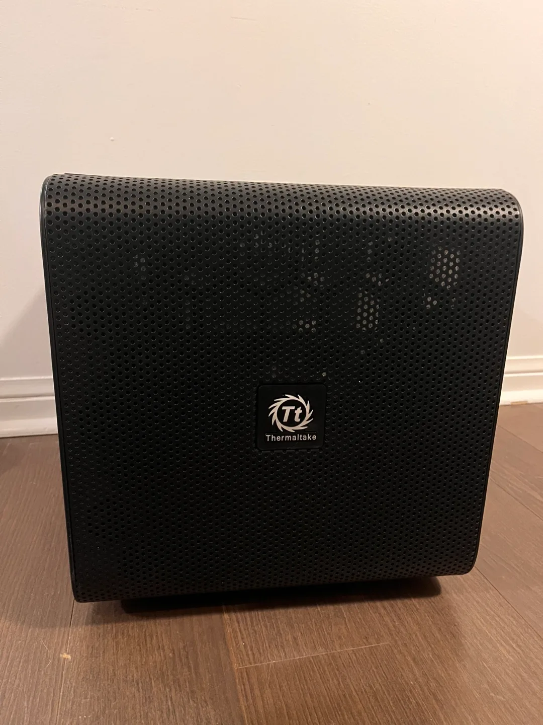 Thermaltake Core V21 Cube Case image indicator(3)