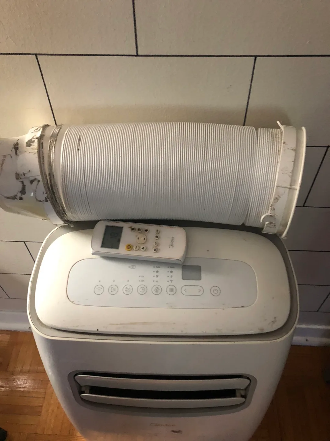 Midea Portable Air Conditioner TODAY ONLY 75$ image indicator(2)