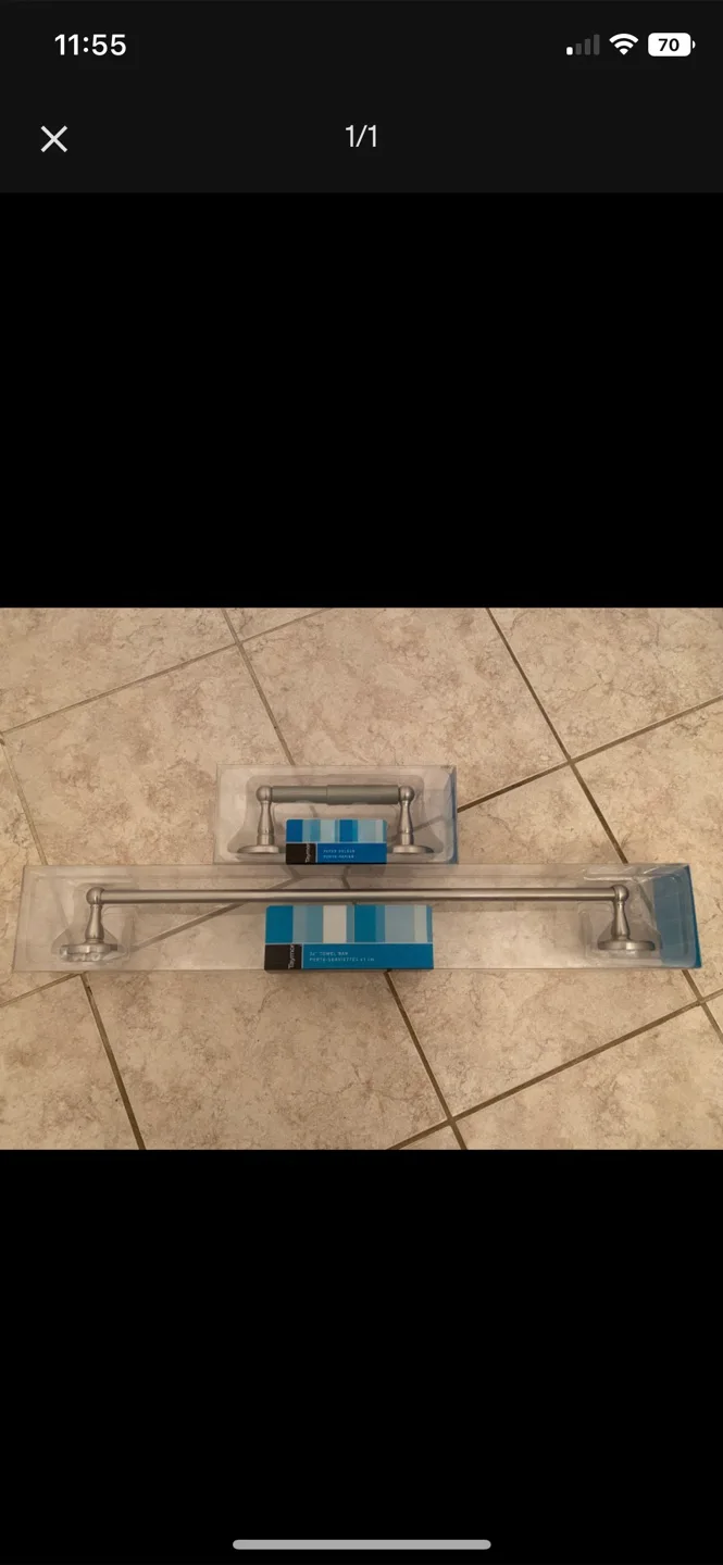 New Taymor 2-Piece Bathroom Hardware Set thumbnail