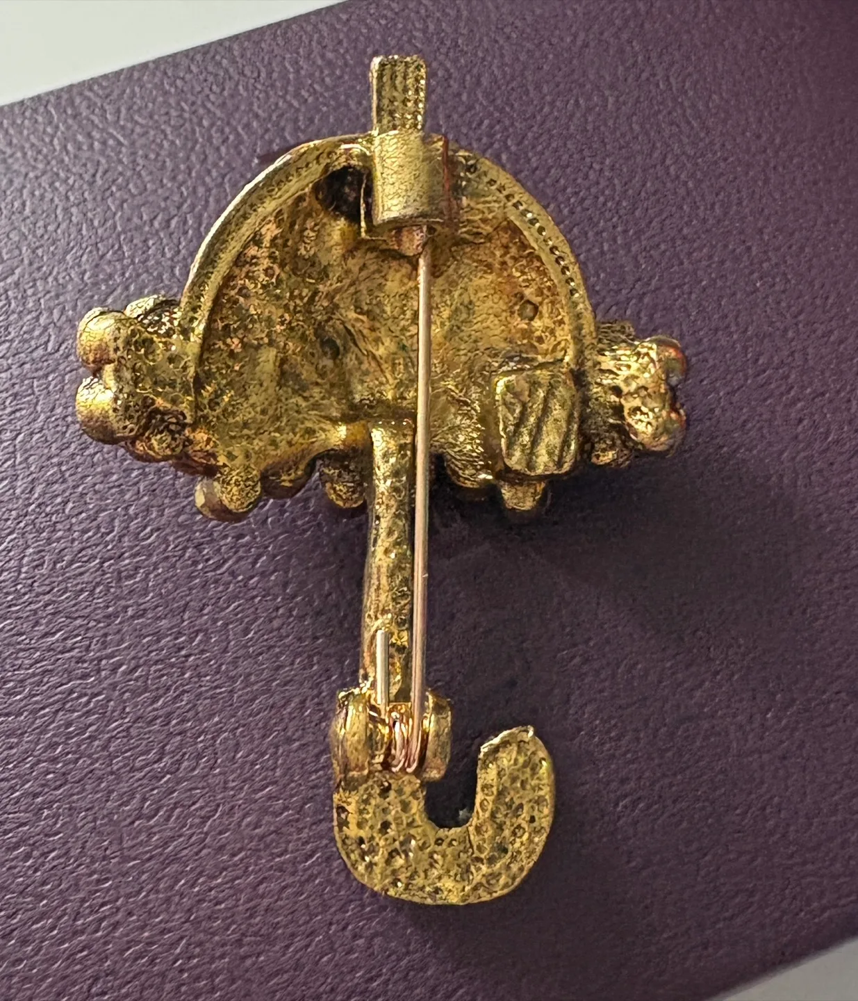 Beautiful Umbrella Brooch with Rhinestones! image indicator(4)