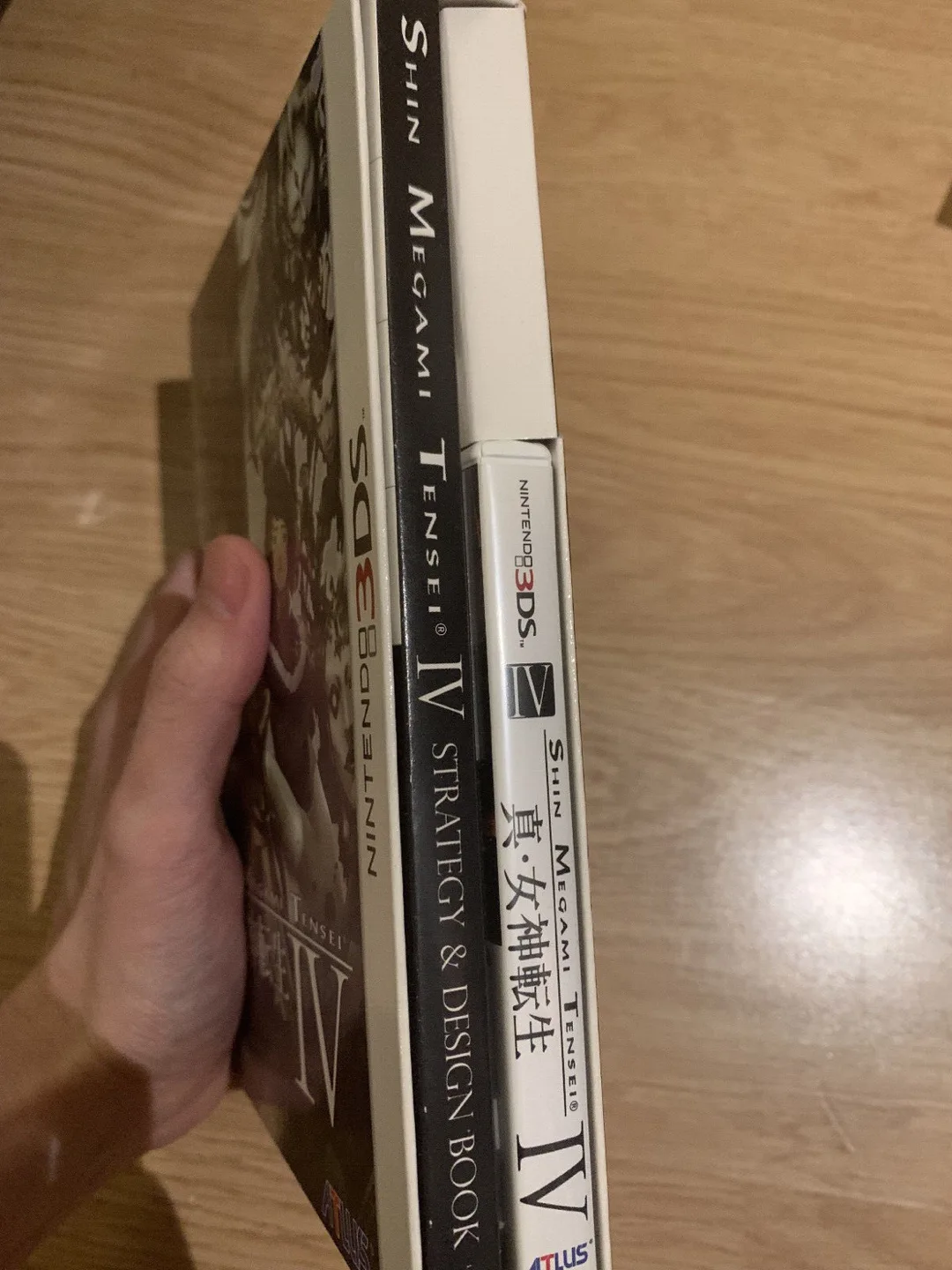 Shin Megami Tensei IV (3DS) w/ Strategy Book image indicator(2)