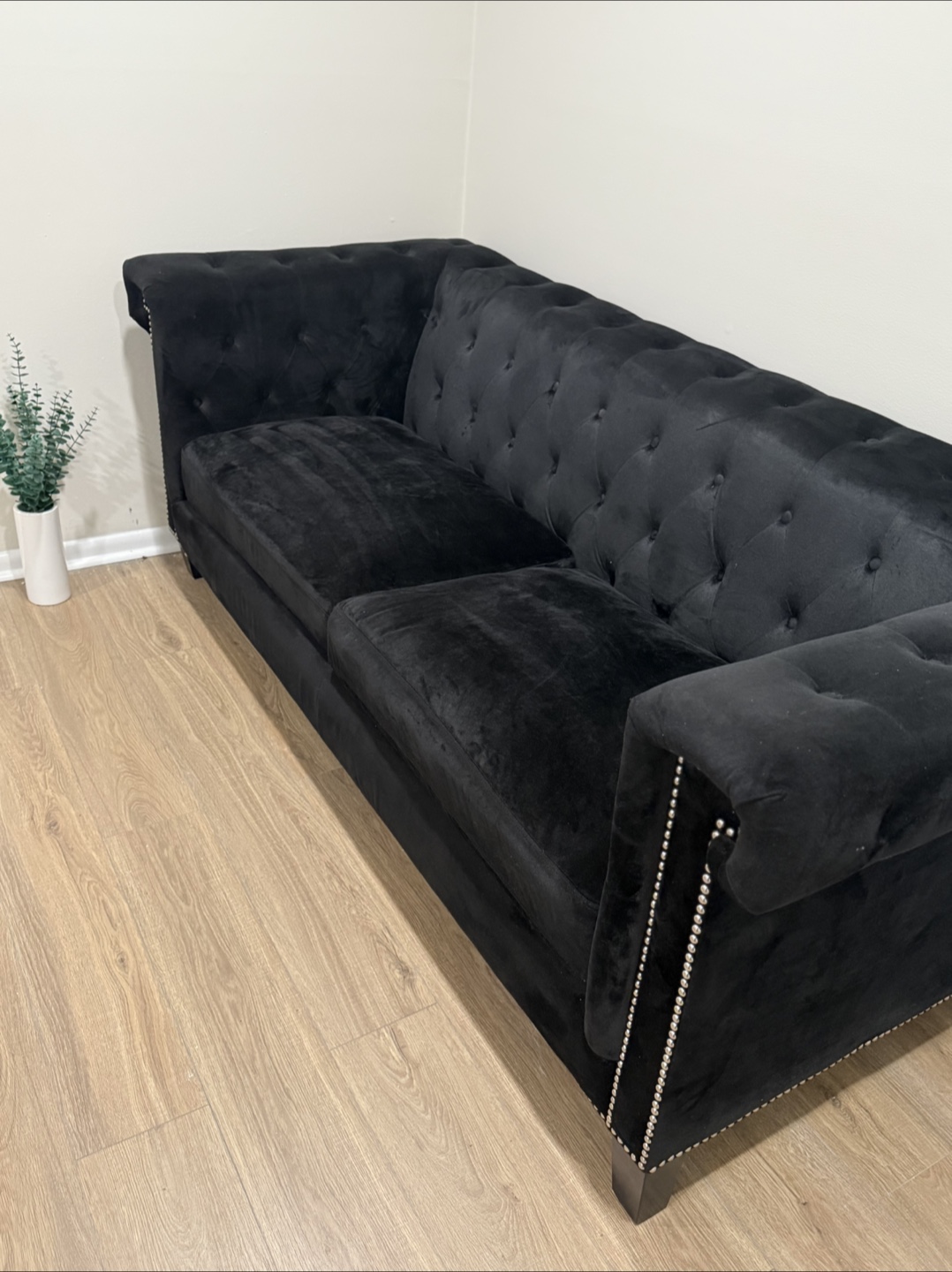 Black Velvet Chesterfield Style Sofa - photo 4