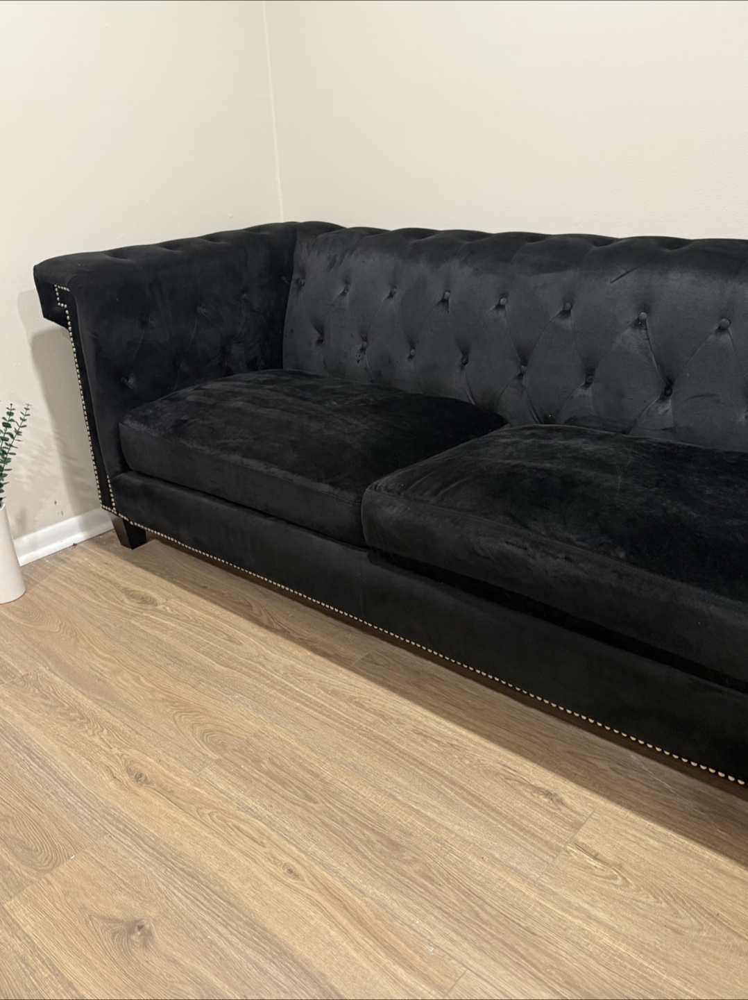 Black Velvet Chesterfield Style Sofa - photo 5