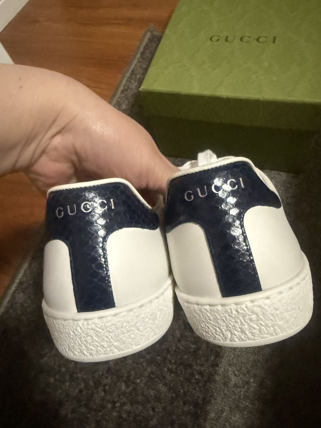 Gucci White Leather Sneakers Size 8 women’s with Box - photo 3