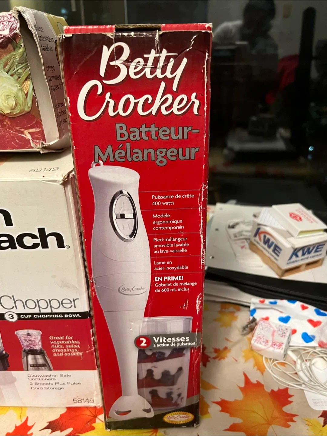 Betty Crocker Batteur-Mélangeur Immersion Blender thumbnail
