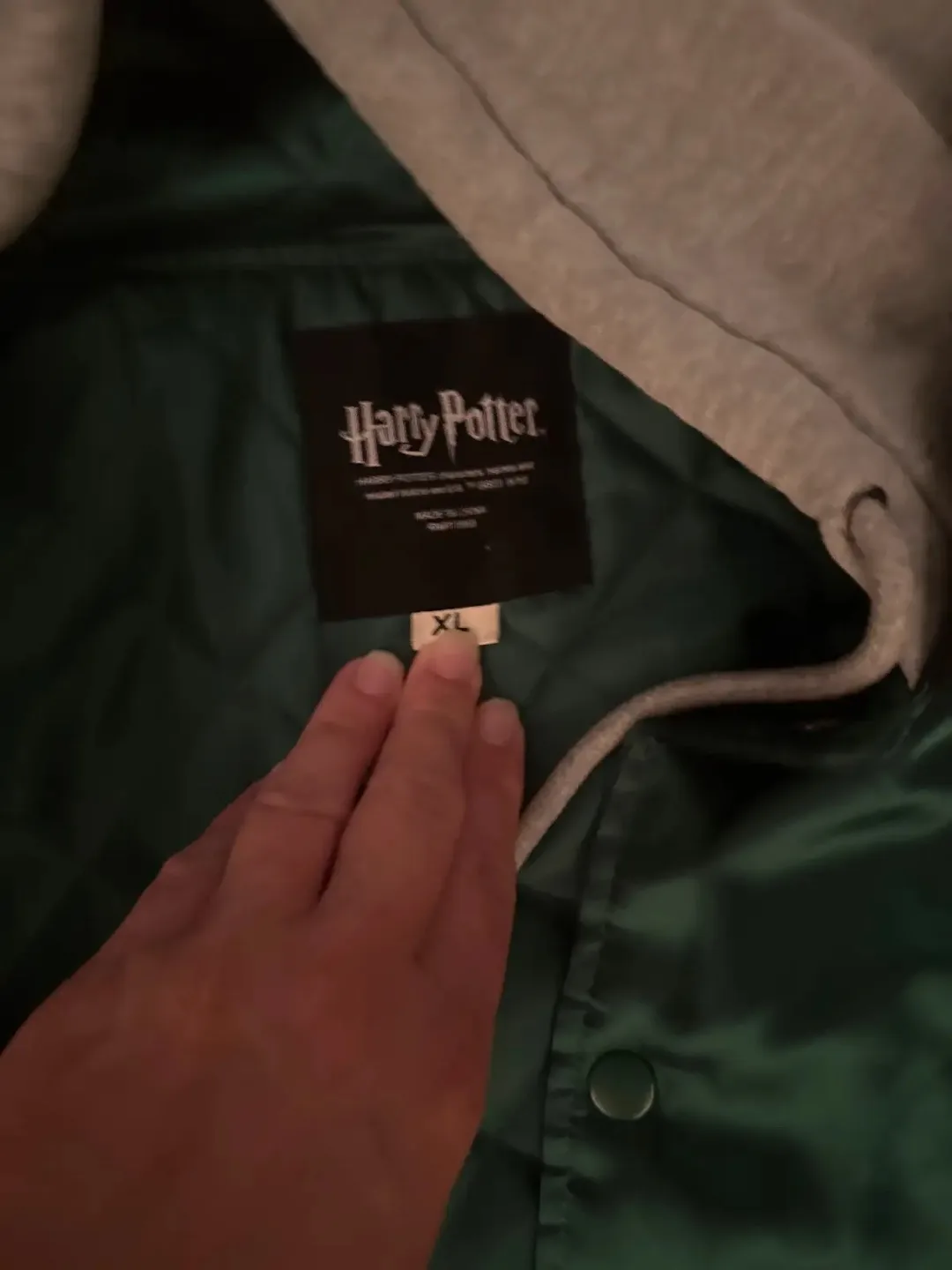 Harry Potter Slytherin Jacket - Size XL image indicator(2)