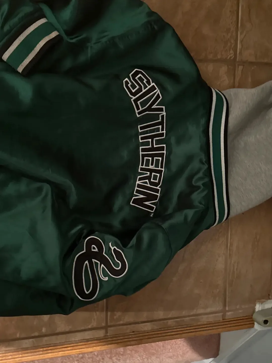 Harry Potter Slytherin Jacket - Size XL image indicator(3)