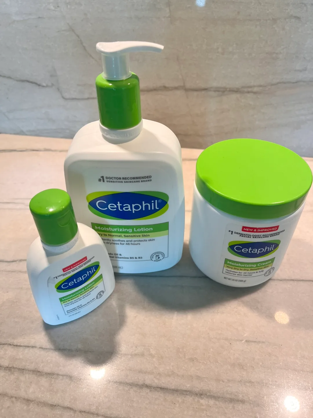Cetaphil Moisturizing Lotion and Cream Set thumbnail