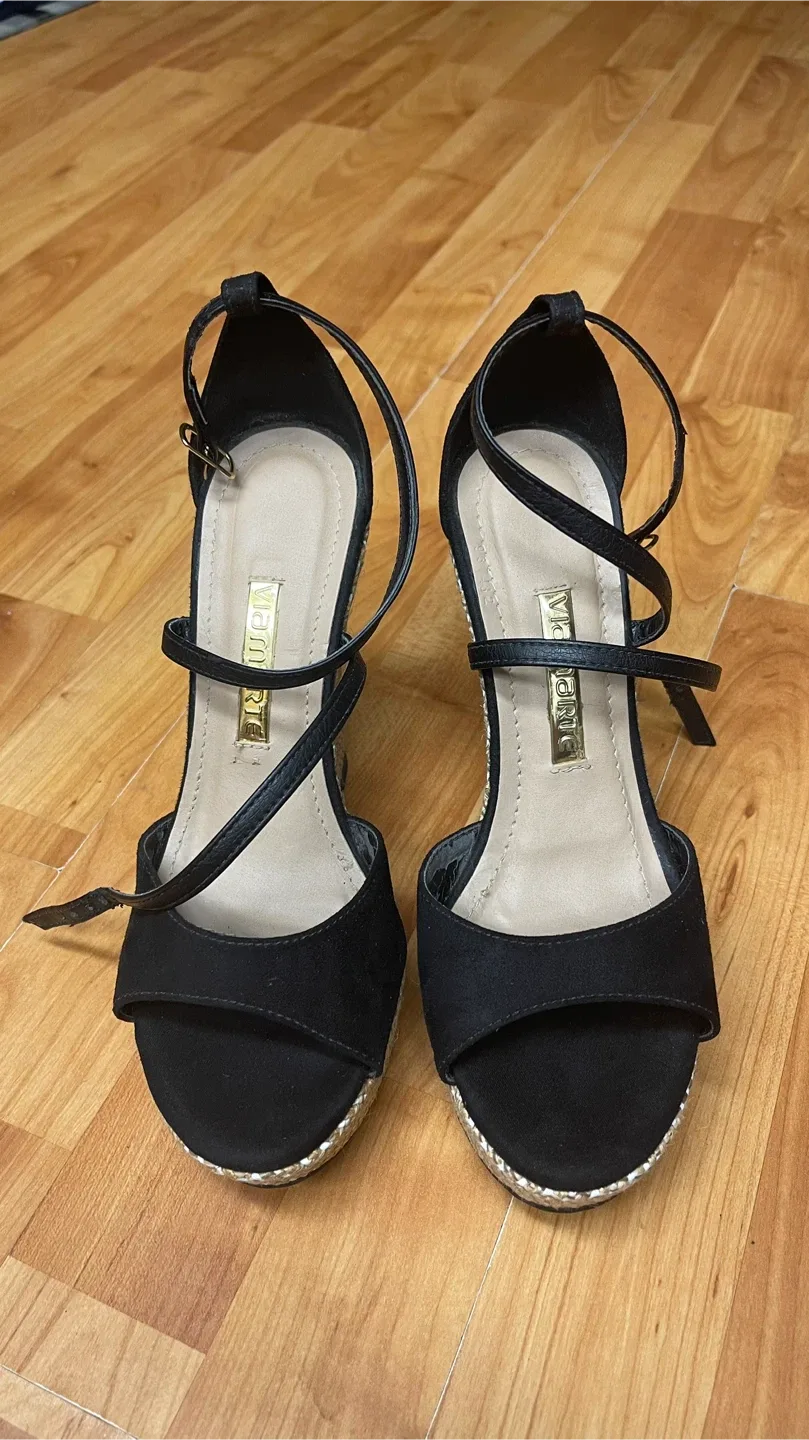 Wedge Heel Sandals - Size 6 image indicator(2)