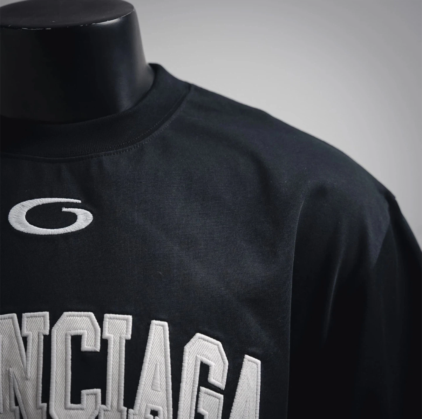 Balenciaga Black Designer Tshirt Sports Jersey Mens LARGE - photo 3