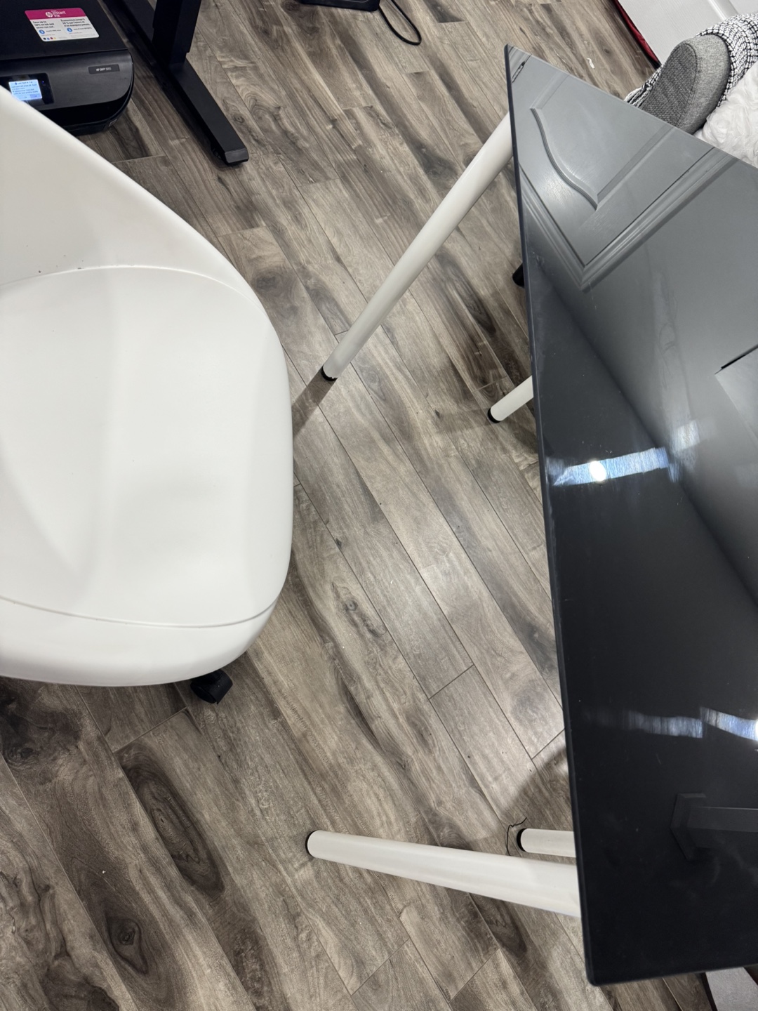 Desk with glass top - photo 3