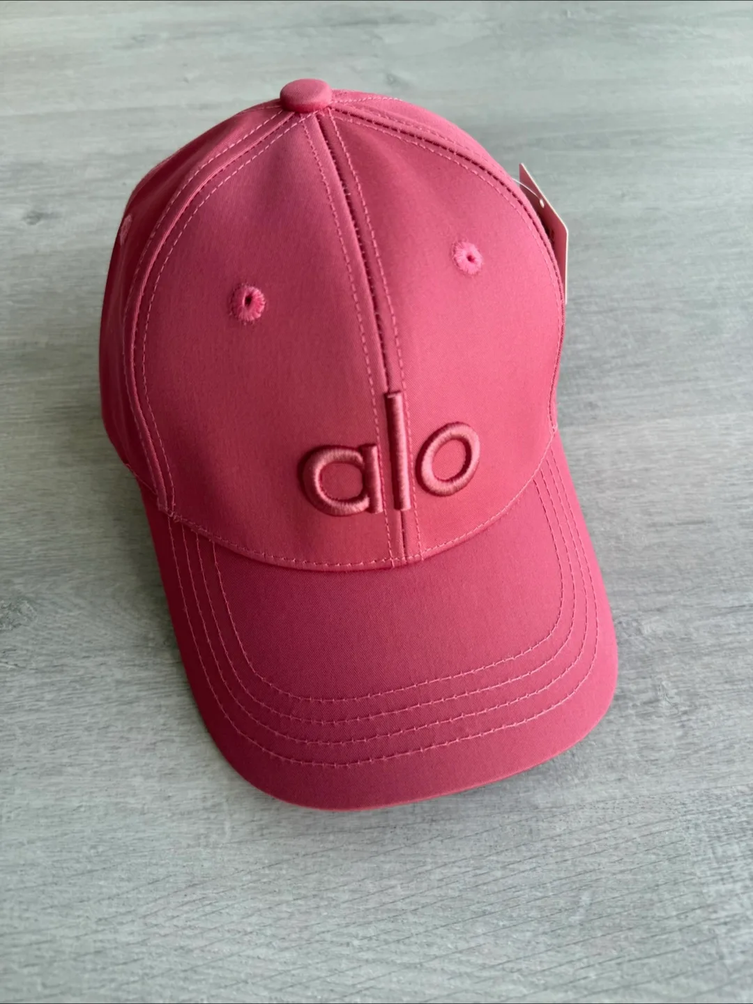Alo Yoga Off-Duty Cap - Rosewood image indicator(2)