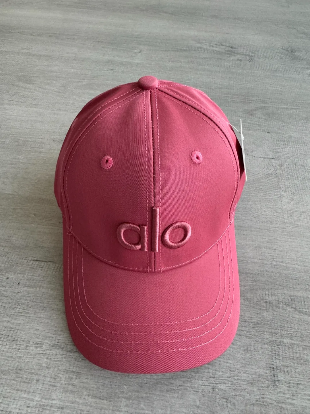 Alo Yoga Off-Duty Cap - Rosewood thumbnail