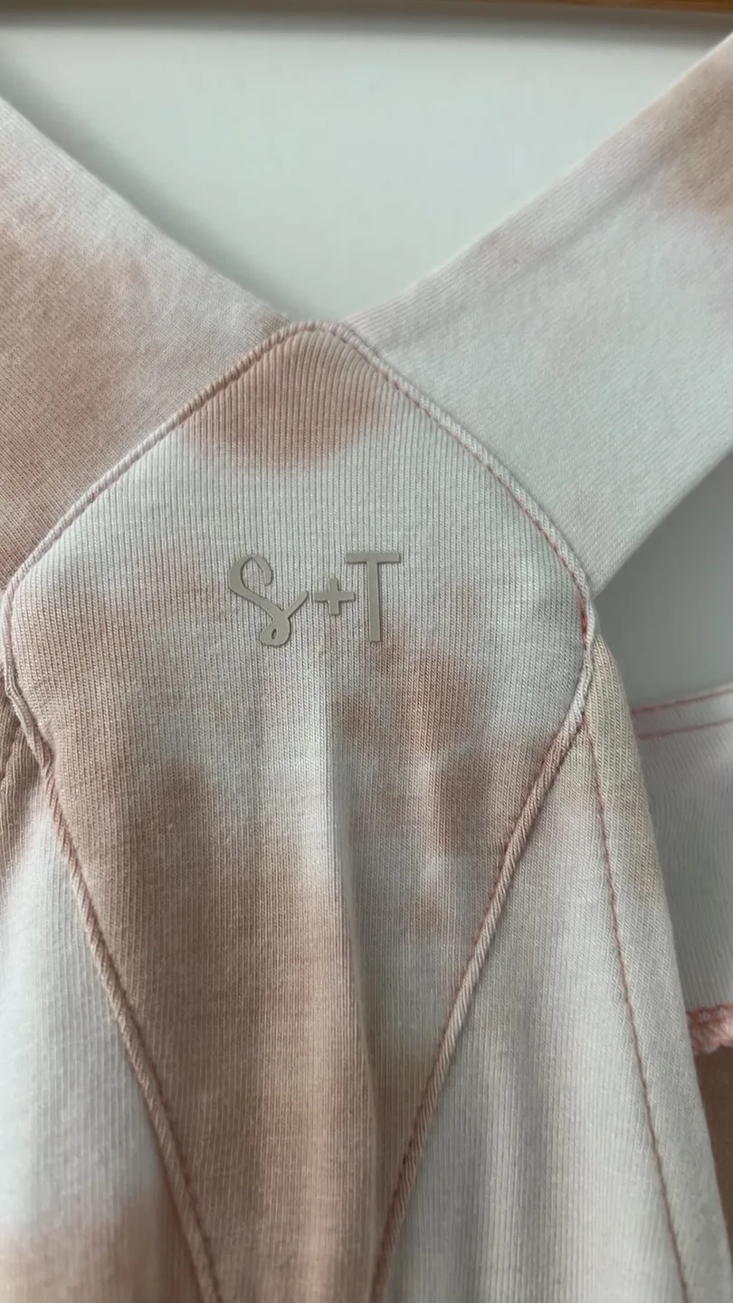 NWT Smash + Tess Tie Dye Romper XXS- Fits like a S image indicator(4)