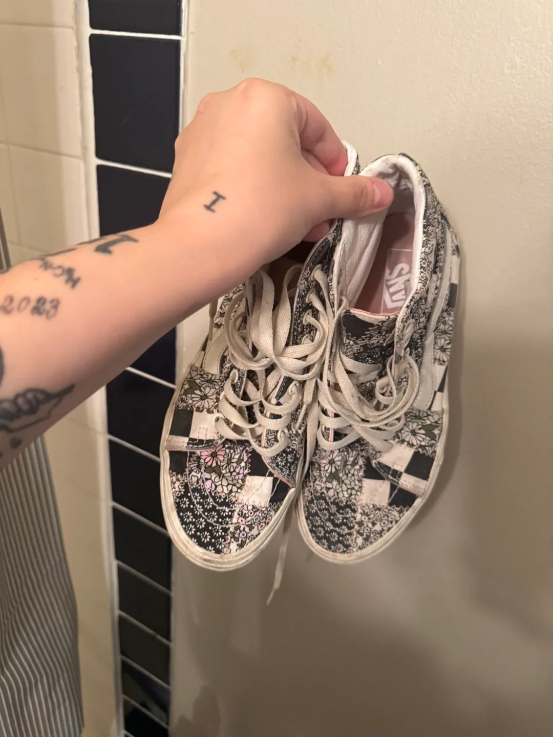 Vans Sk8-Hi Floral Patchwork Shoes thumbnail