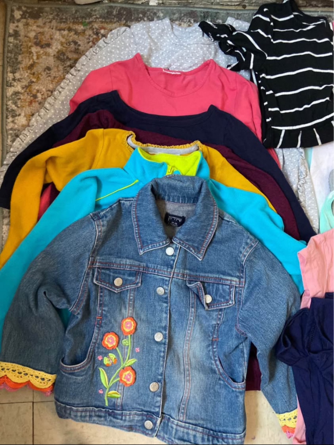 Girls clothes bundle 5T 24 pieces - photo 4