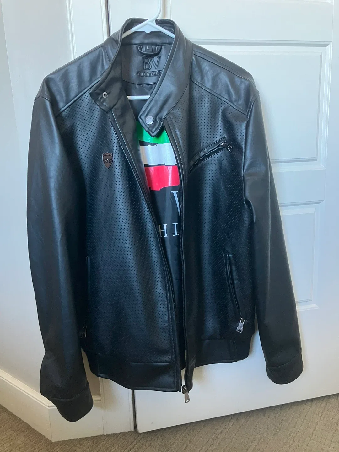 BV Clothing Black Leather Jacket image indicator(2)