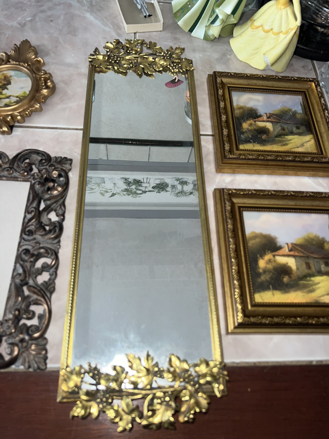 Ornate Gold Framed Mirror 🥕