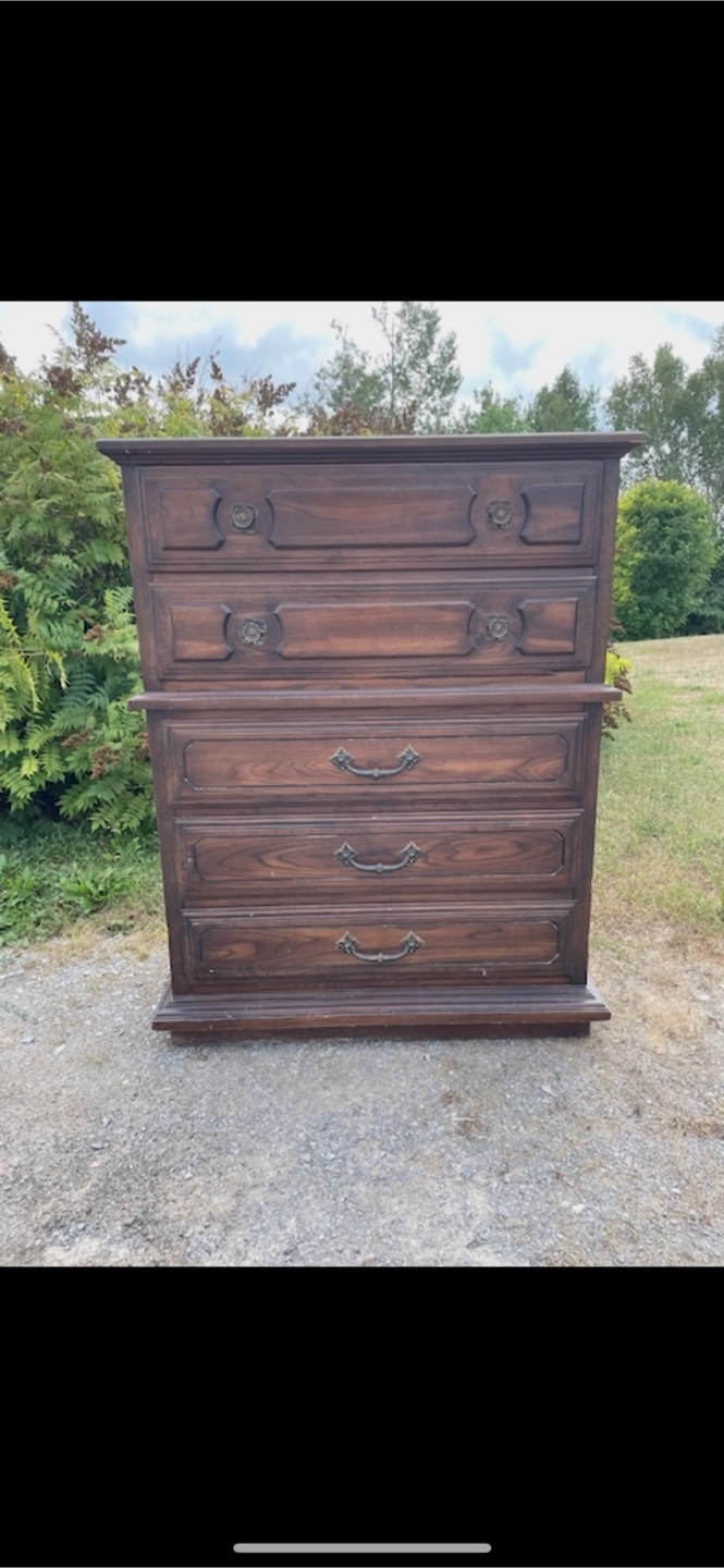Dresser (5 Drawers)