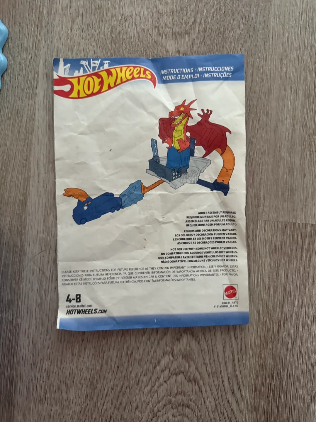 Hot Wheels Dragon Launch Transporter Playset image indicator(2)