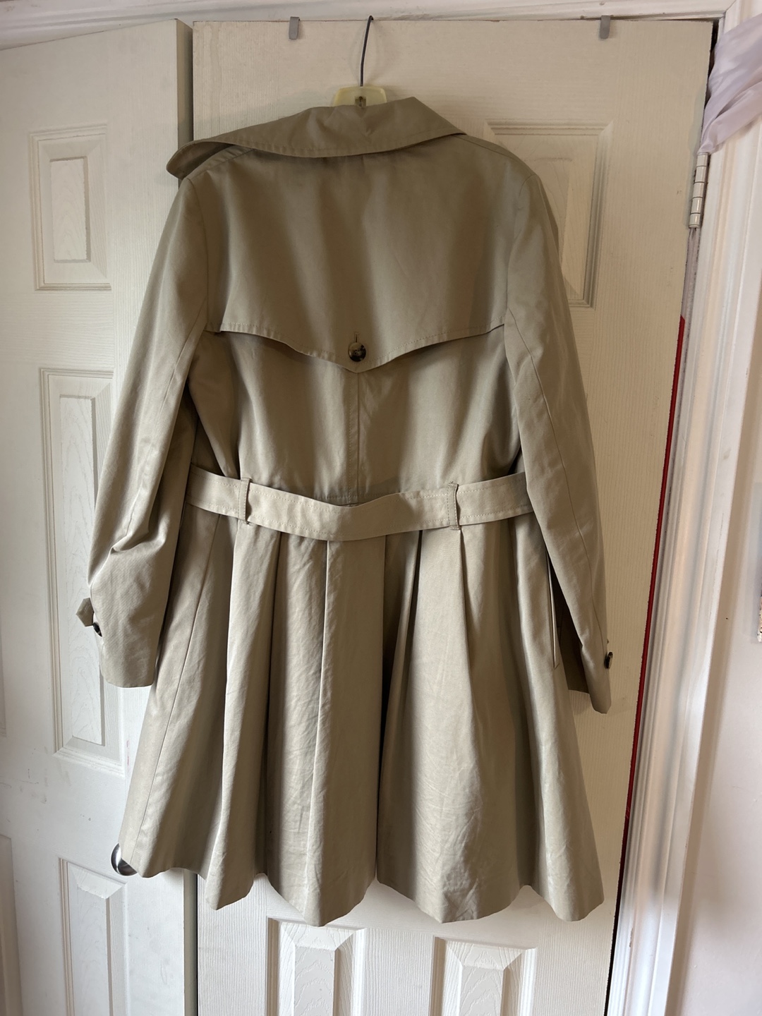 Theory Trench Coat - Beige - photo 2