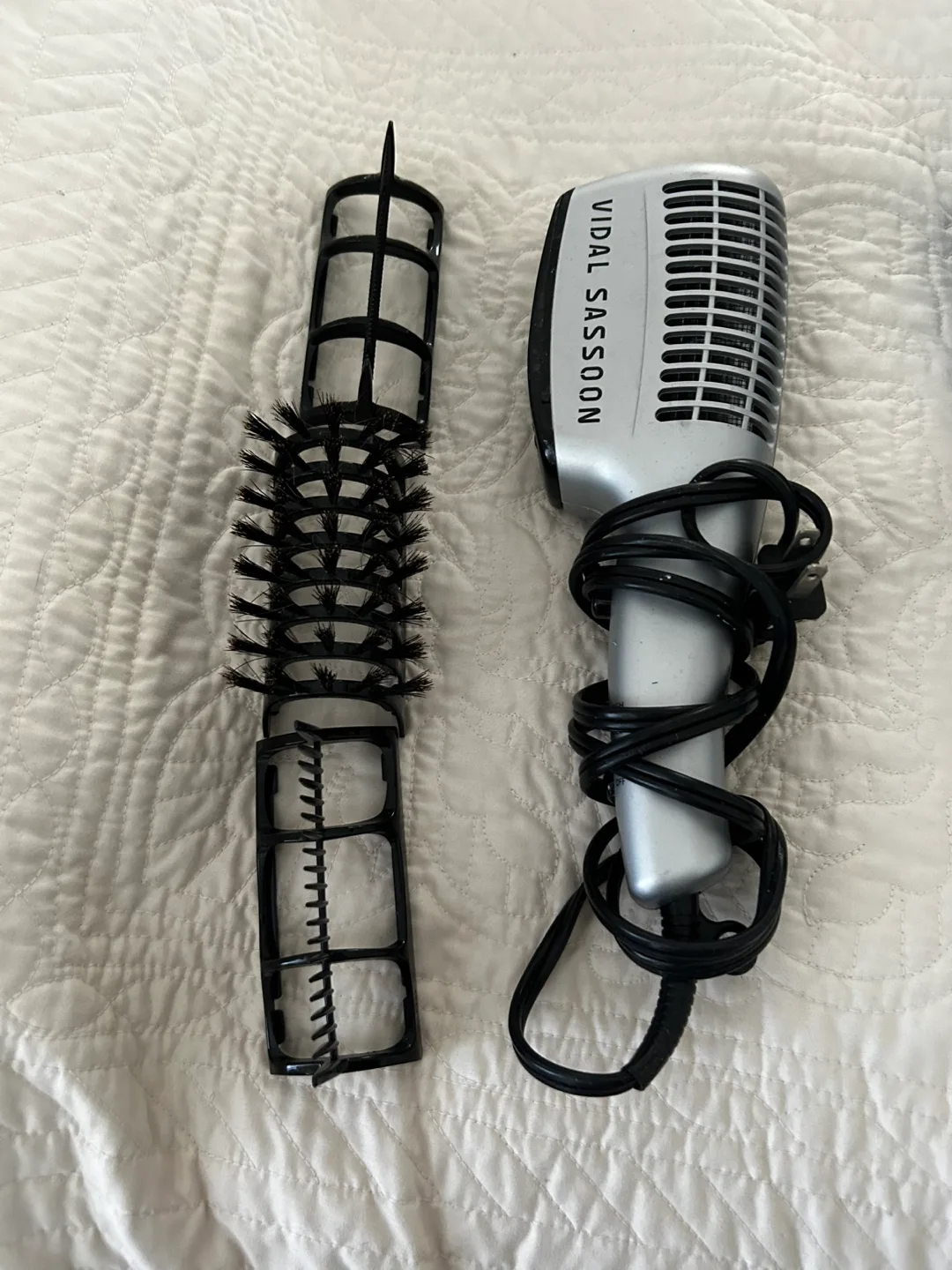 Vidal Sassoon Hot Air Brush Styler thumbnail