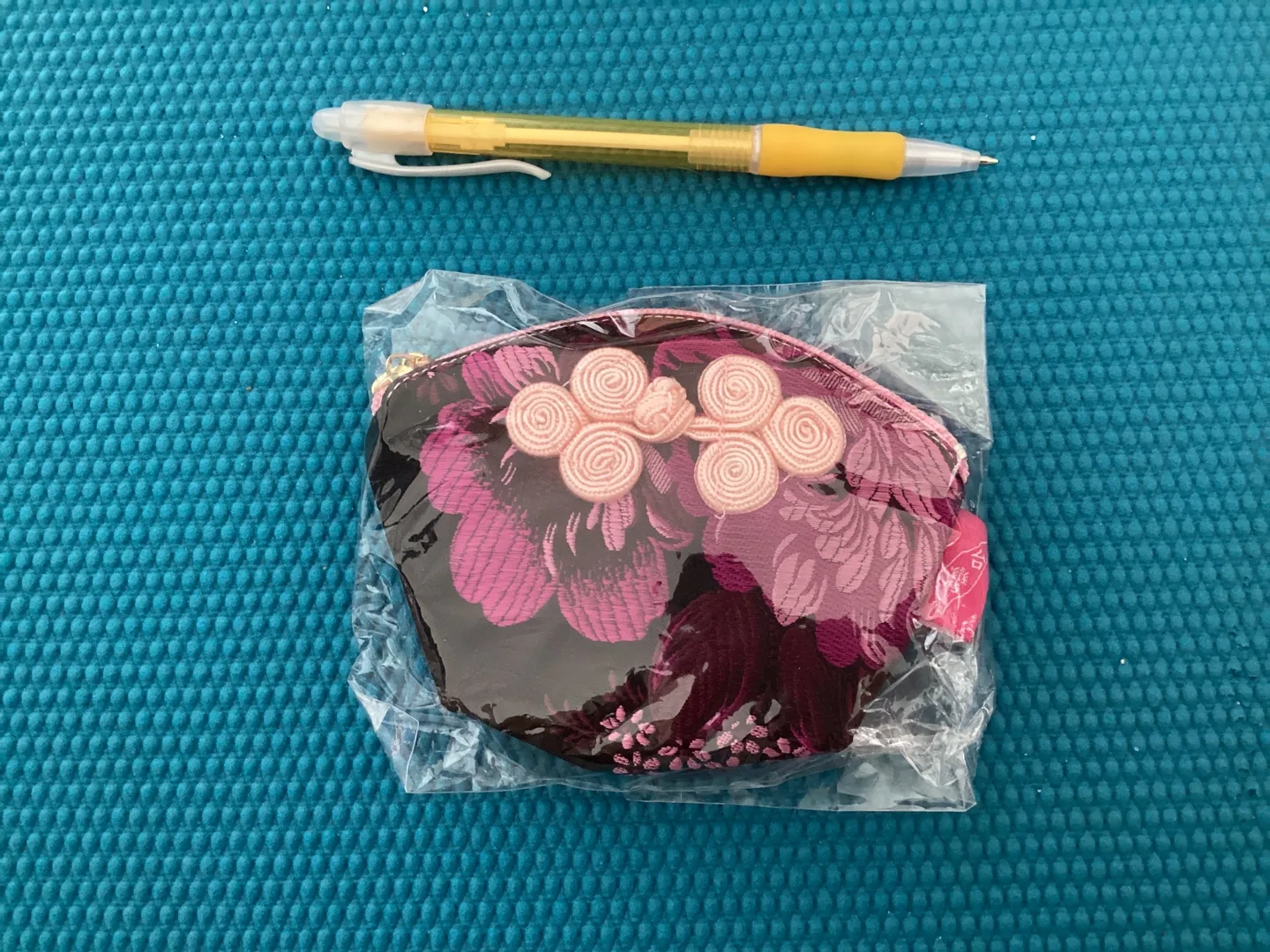 Floral Cosmetic Bag - New image indicator(2)