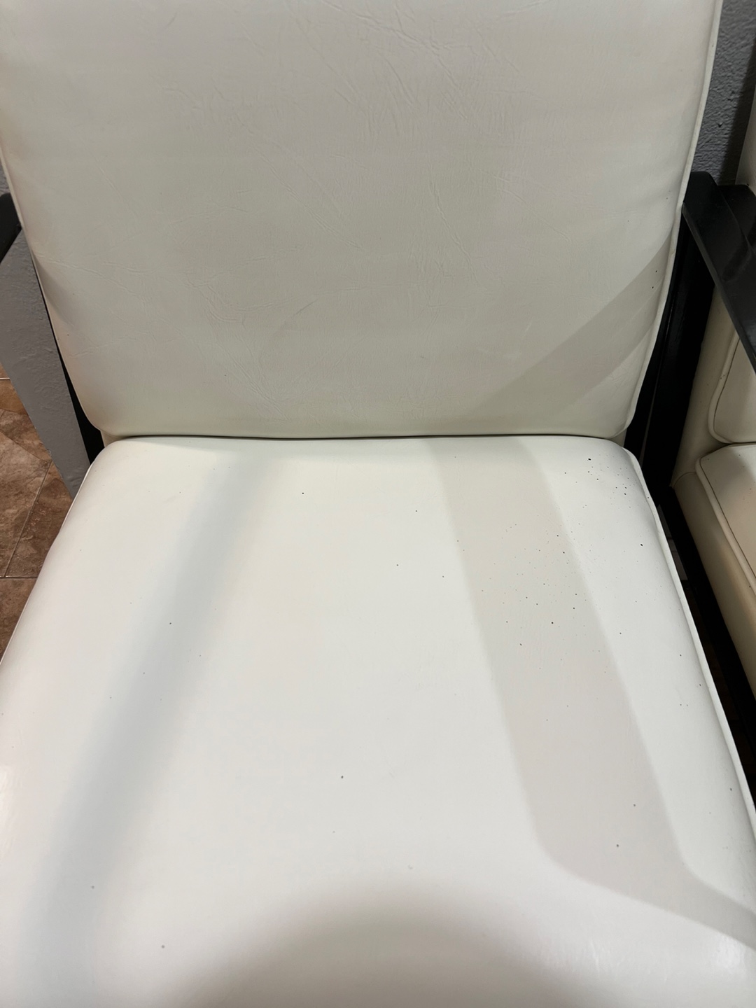 Modern white accent chair with black frame ( 6) - photo 3