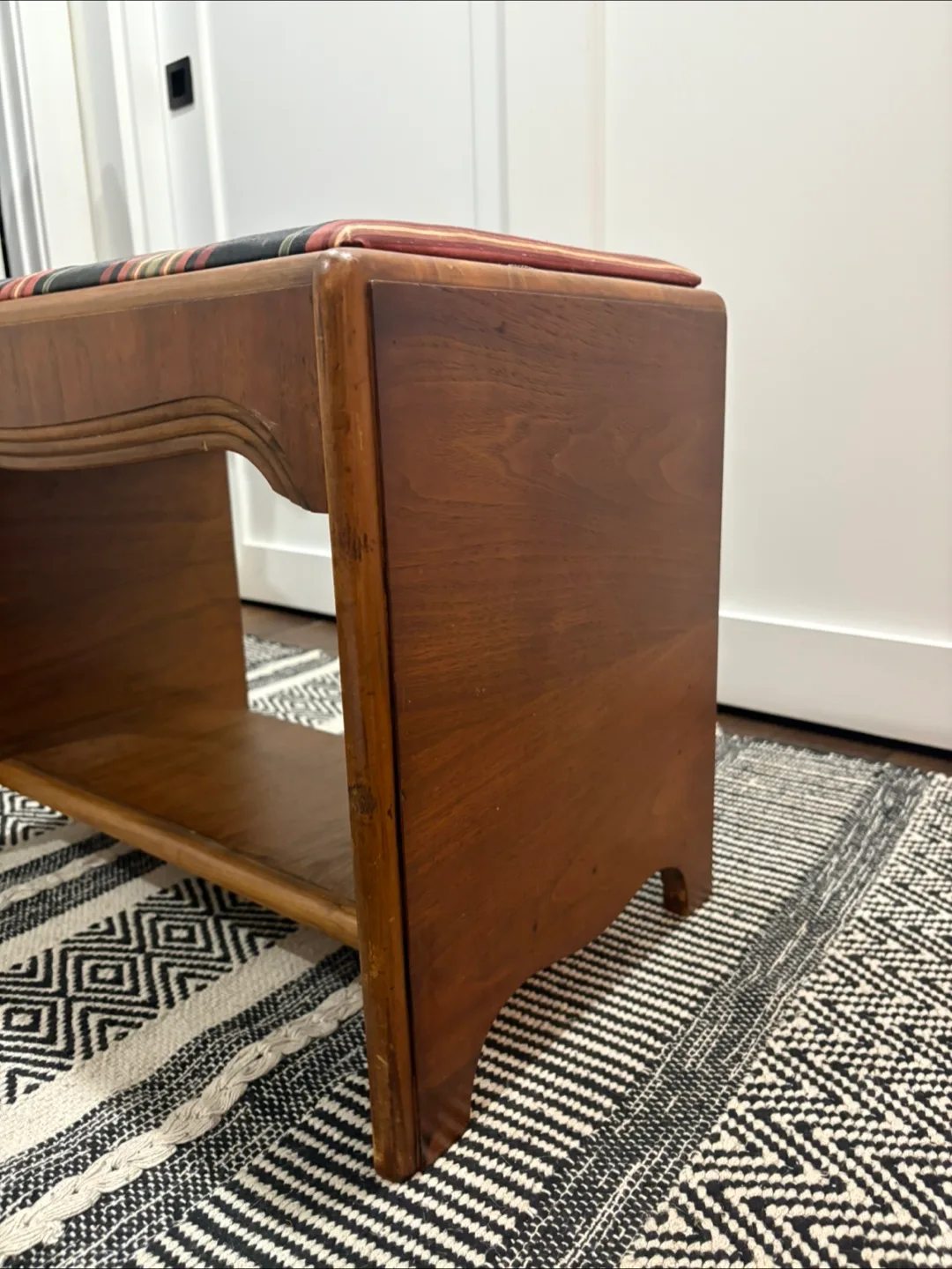 Upholstered vintage Wooden Bench image indicator(2)