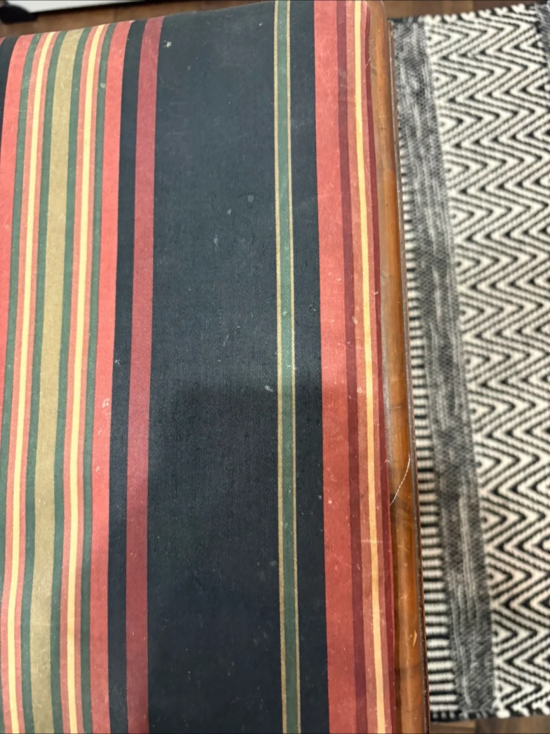 Upholstered vintage Wooden Bench image indicator(8)