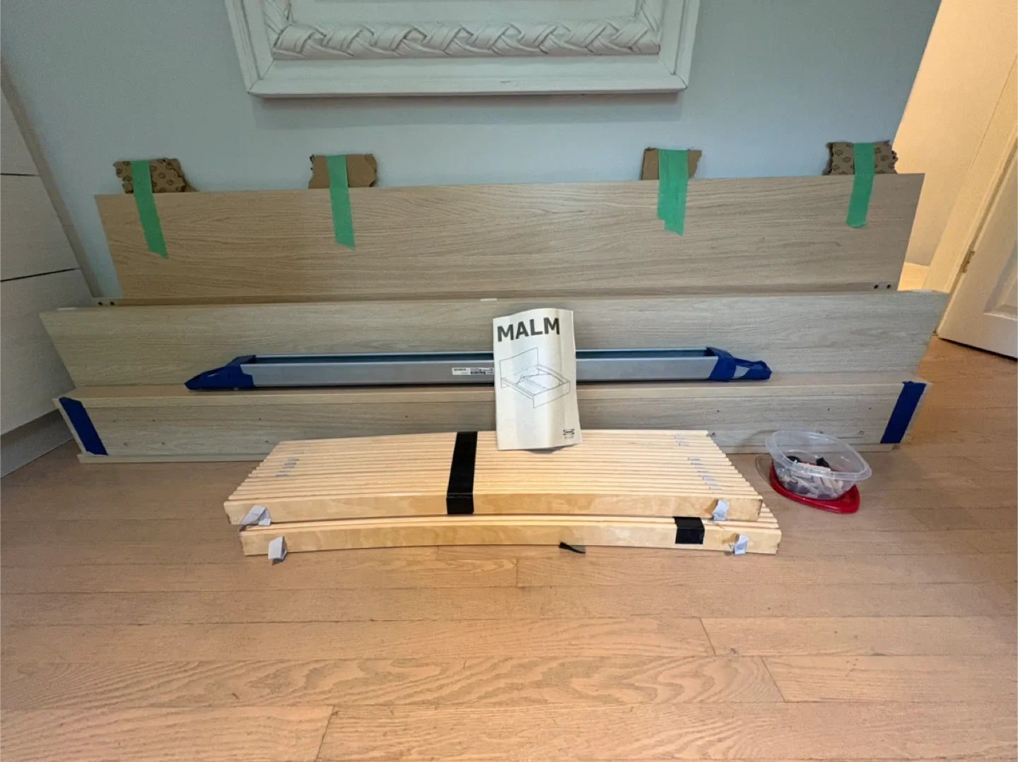 IKEA King size Malm bed frame image indicator(6)