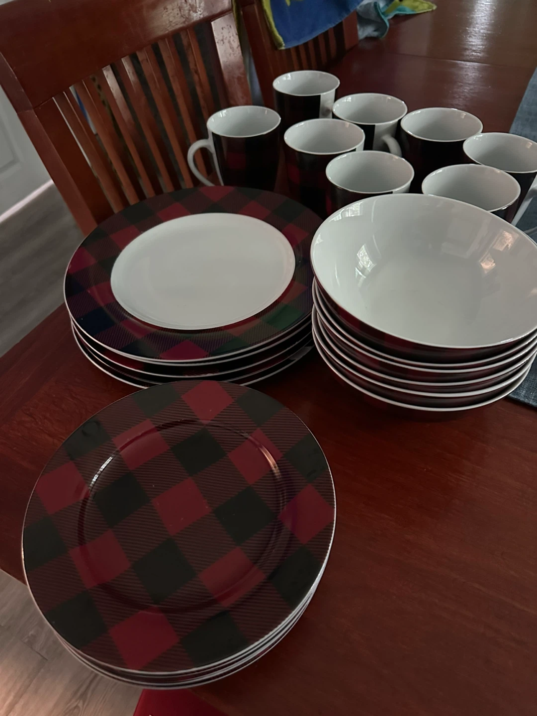 Red & Black Plaid Dinnerware Set