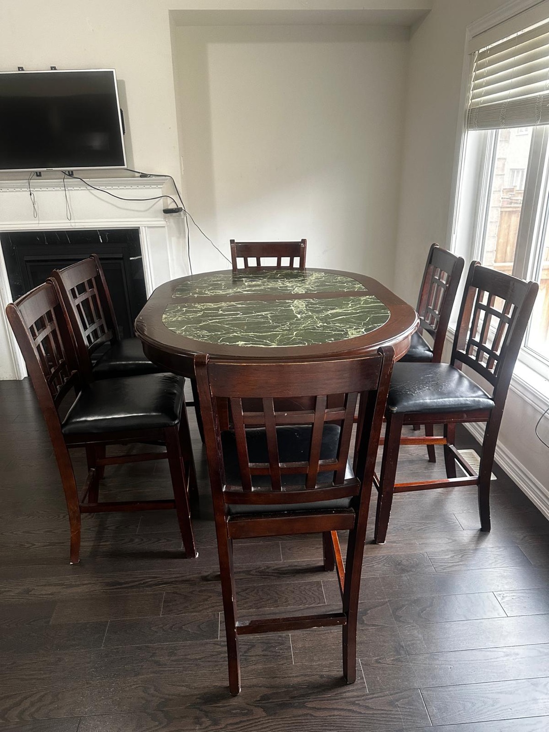 Dinning table  with 6 chairs