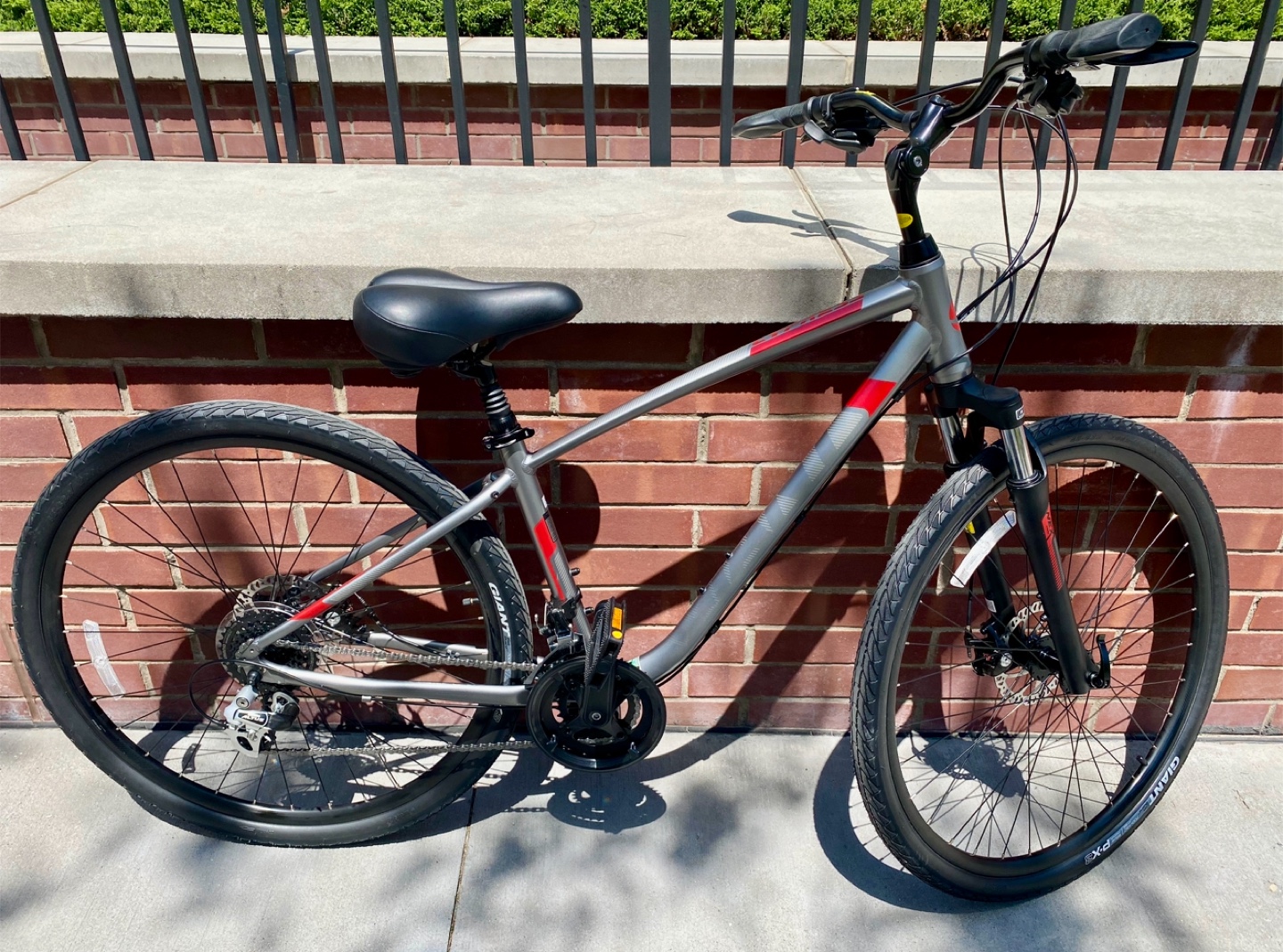 Giant Cypress DX (Medium) like new