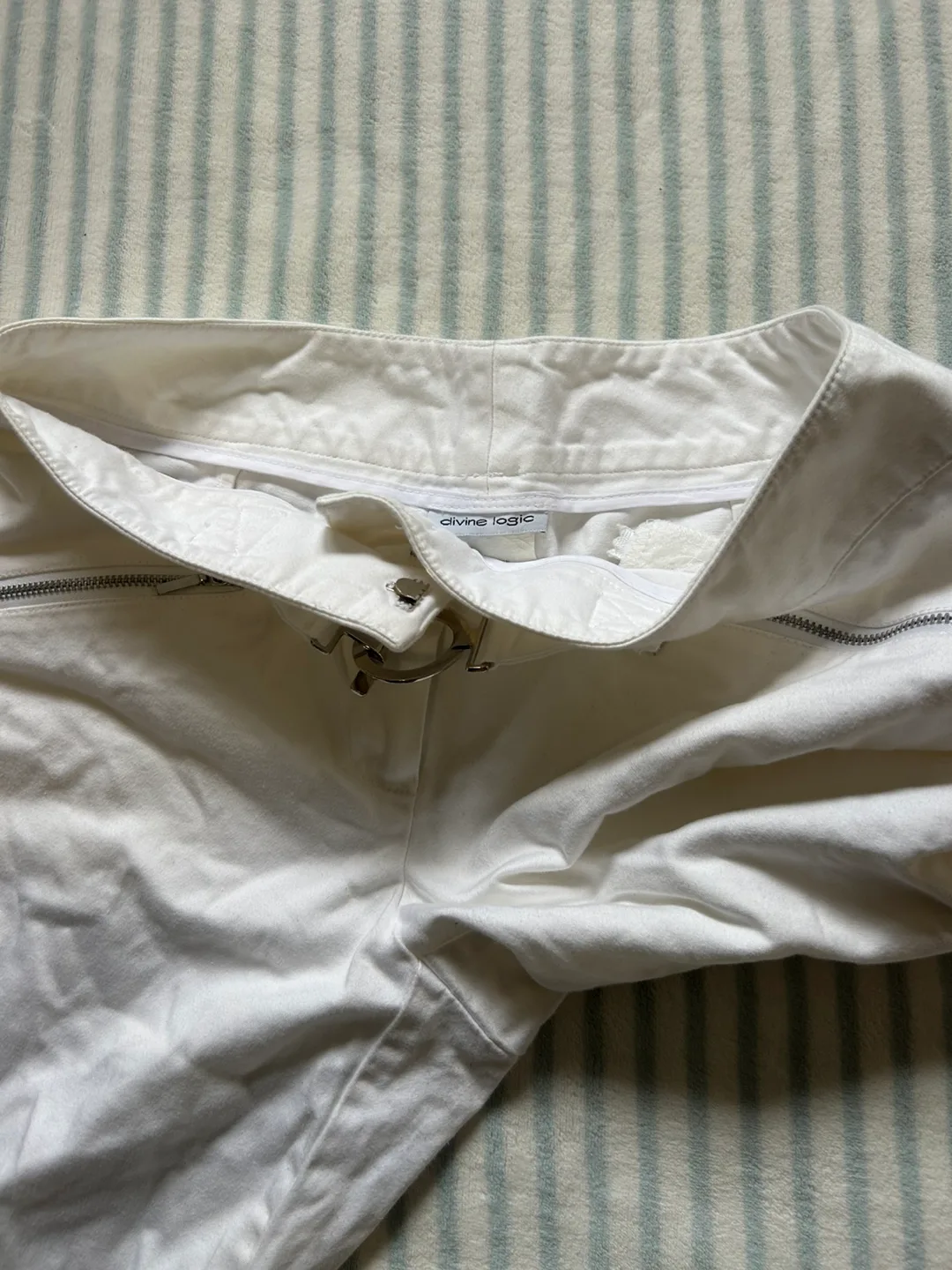 Divine Logic White Pants image indicator(3)