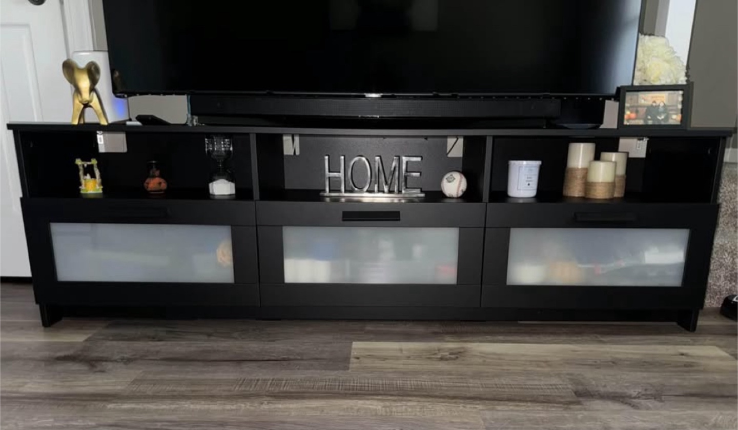 Tv stand
