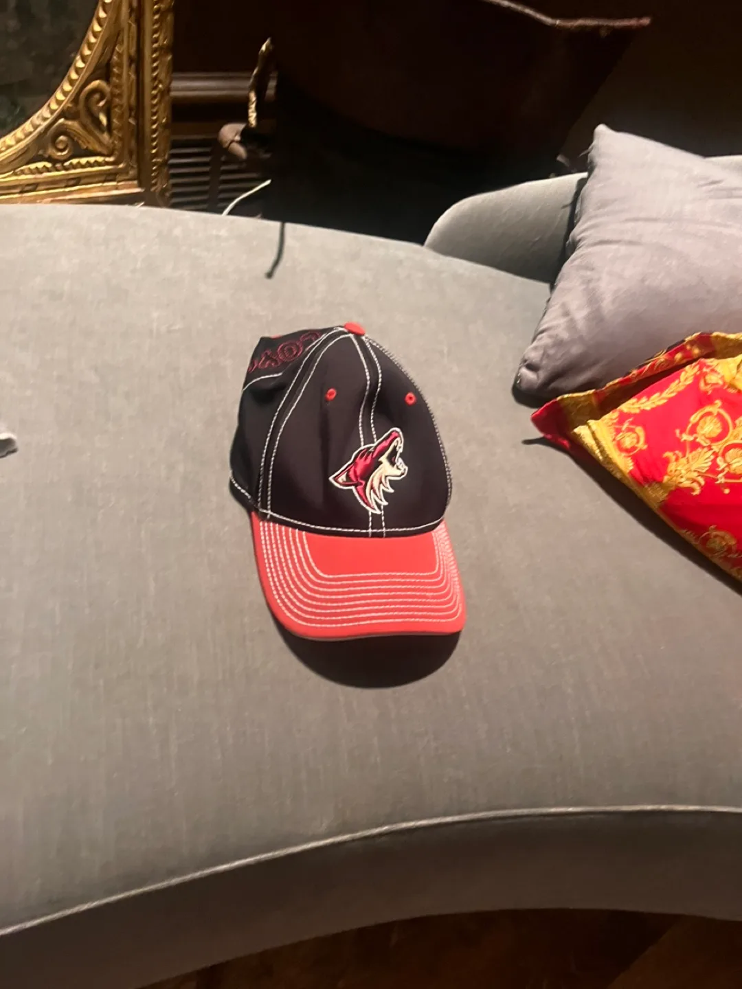 Reebok Arizona Coyotes NHL Hat thumbnail