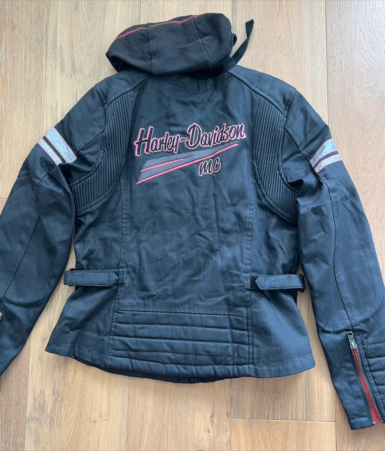 Harley Davidson Black Jacket with Hood image indicator(3)