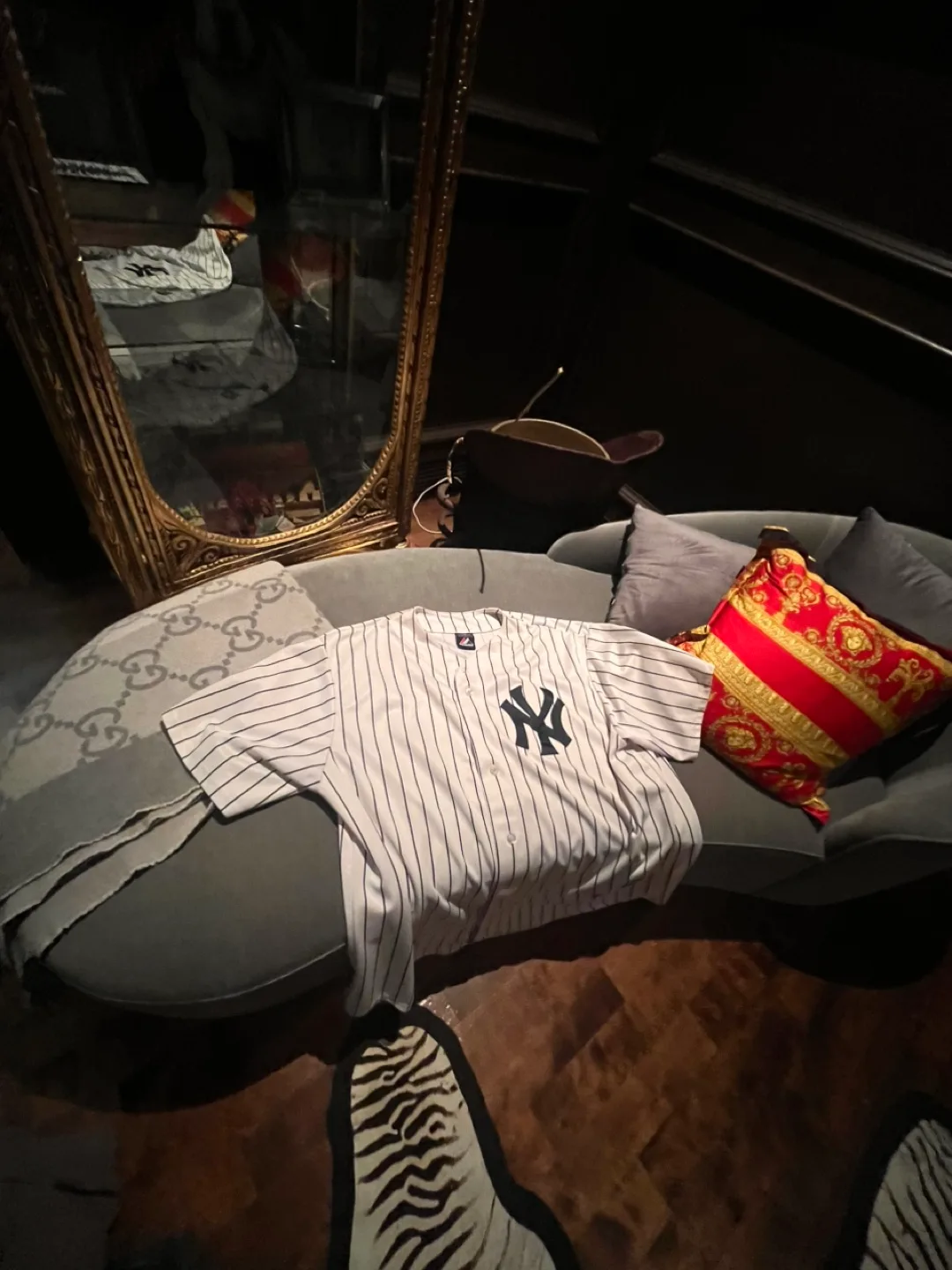 Majestic NY Yankees Baseball Jersey thumbnail